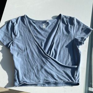 Pacsun blue crop tee